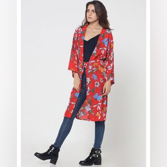 ONLY Floral Print Shurg. Size- 36 ( Free size) - Picture 6 of 11